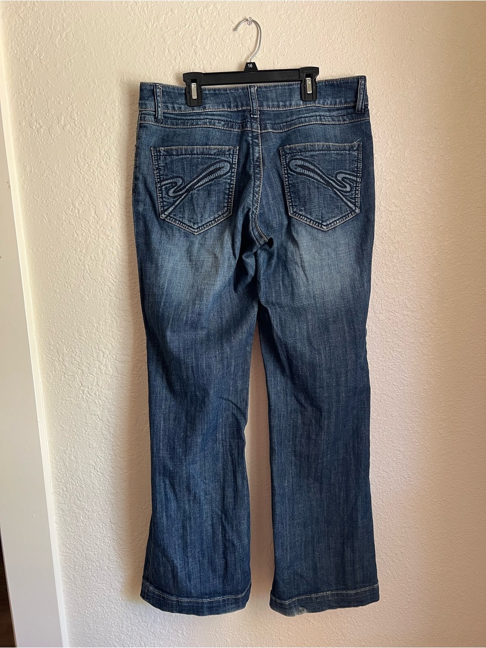Stetson Women’s Boot Cut Jeans in Blue with Pocket Embroidery